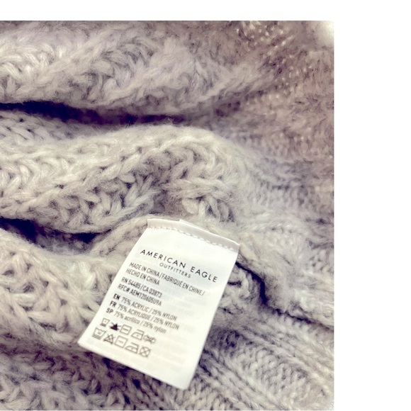 American Eagle Knit Long Sleeve Sweater Medium - Picture 8 of 10